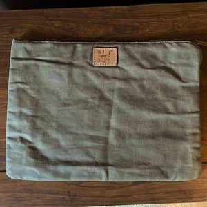 Will Leather laptop sleeve - olive green